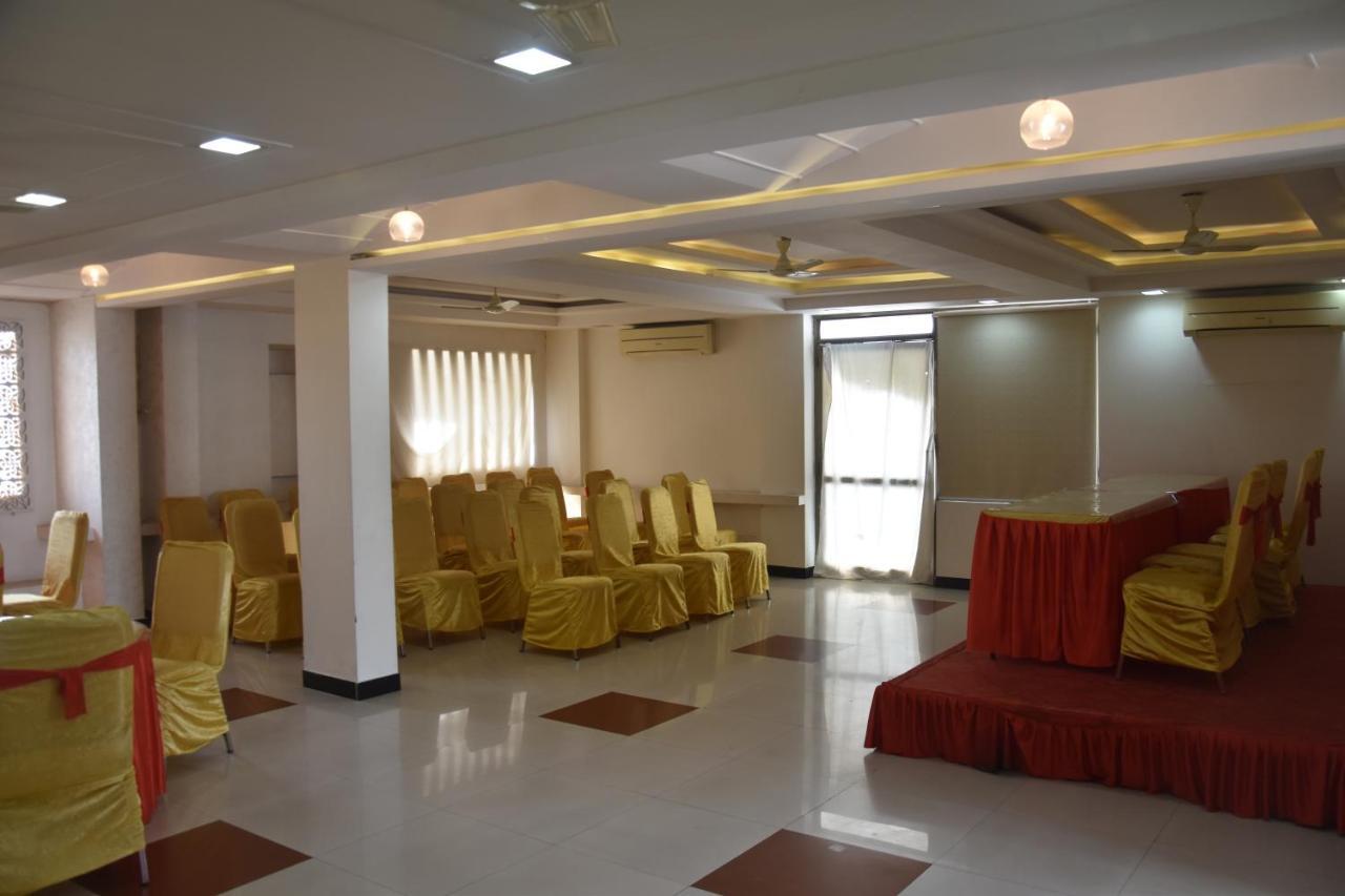 Corporate Raja Park Jaipur