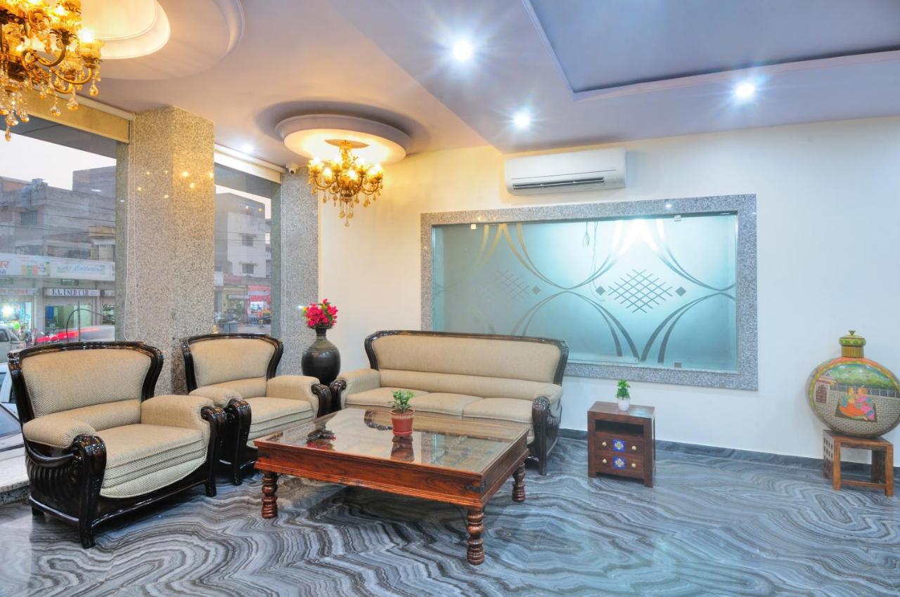 Trimrooms Mount Blue 3* Jaipur