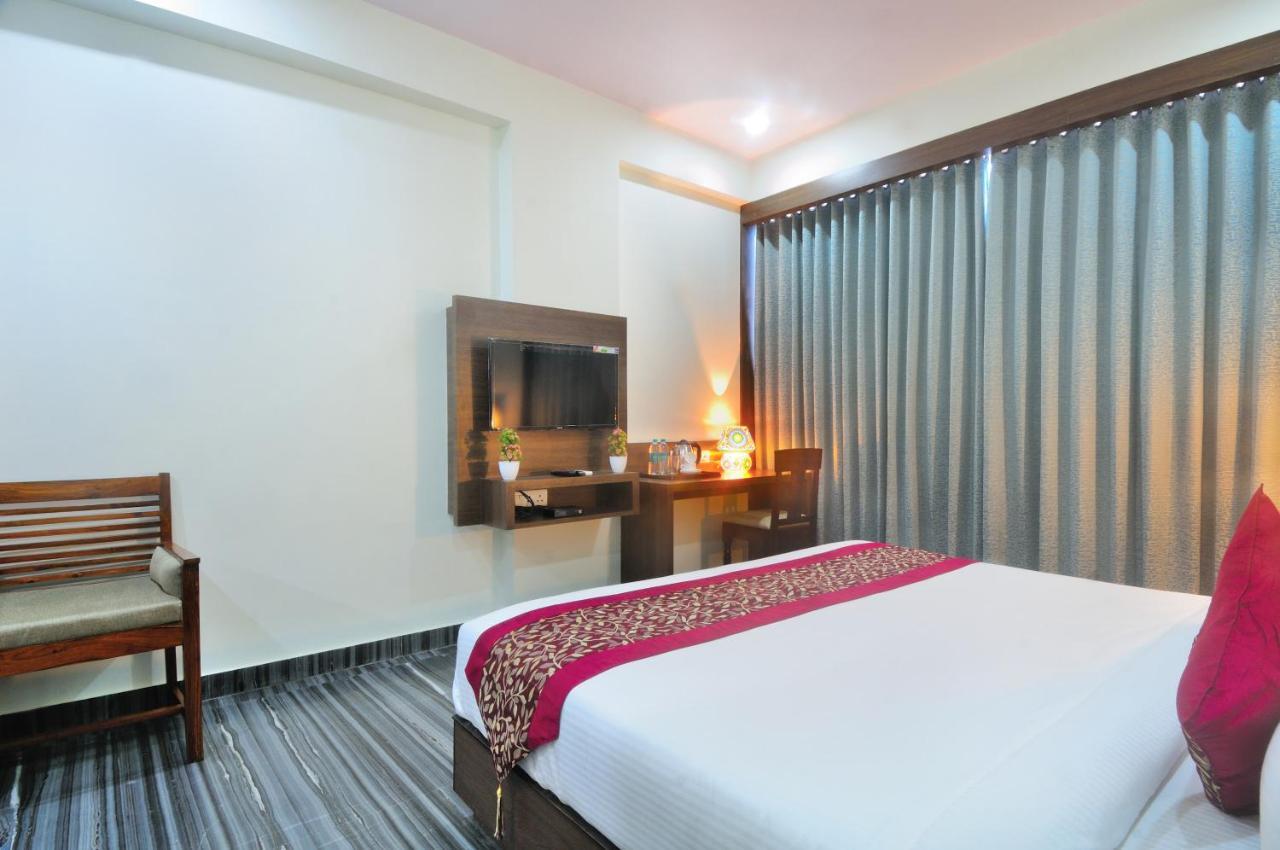 Hotel Trimrooms Mount Blue Jaipur