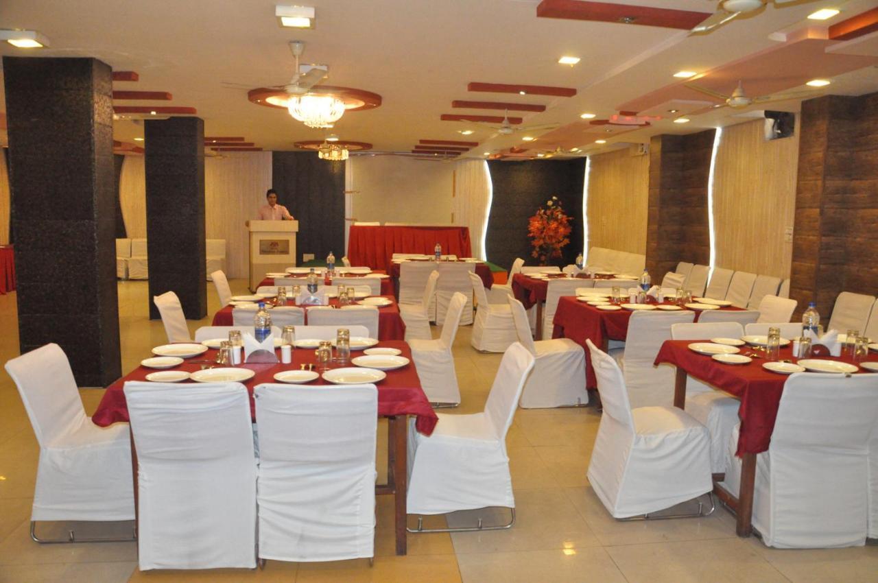 Muskan Palace Hotel