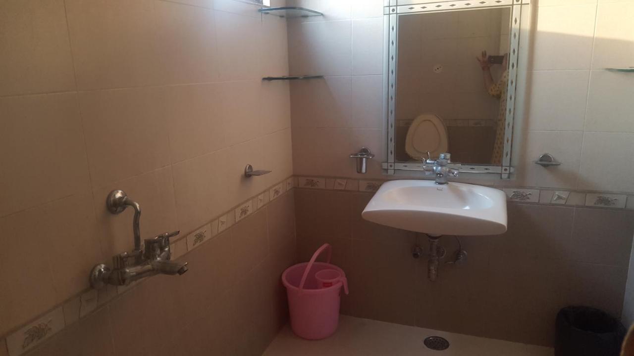 Guest house Aatithay