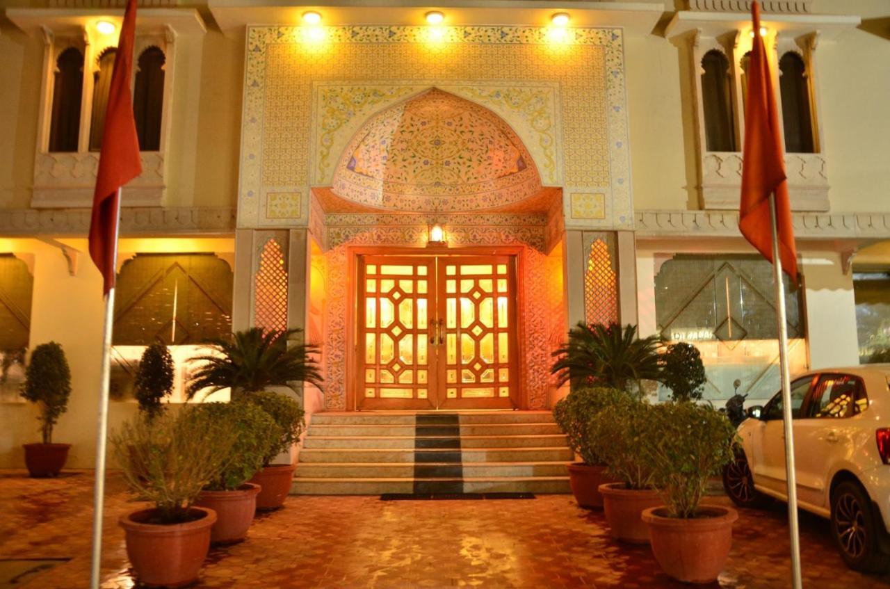 Veer Castle Hotel