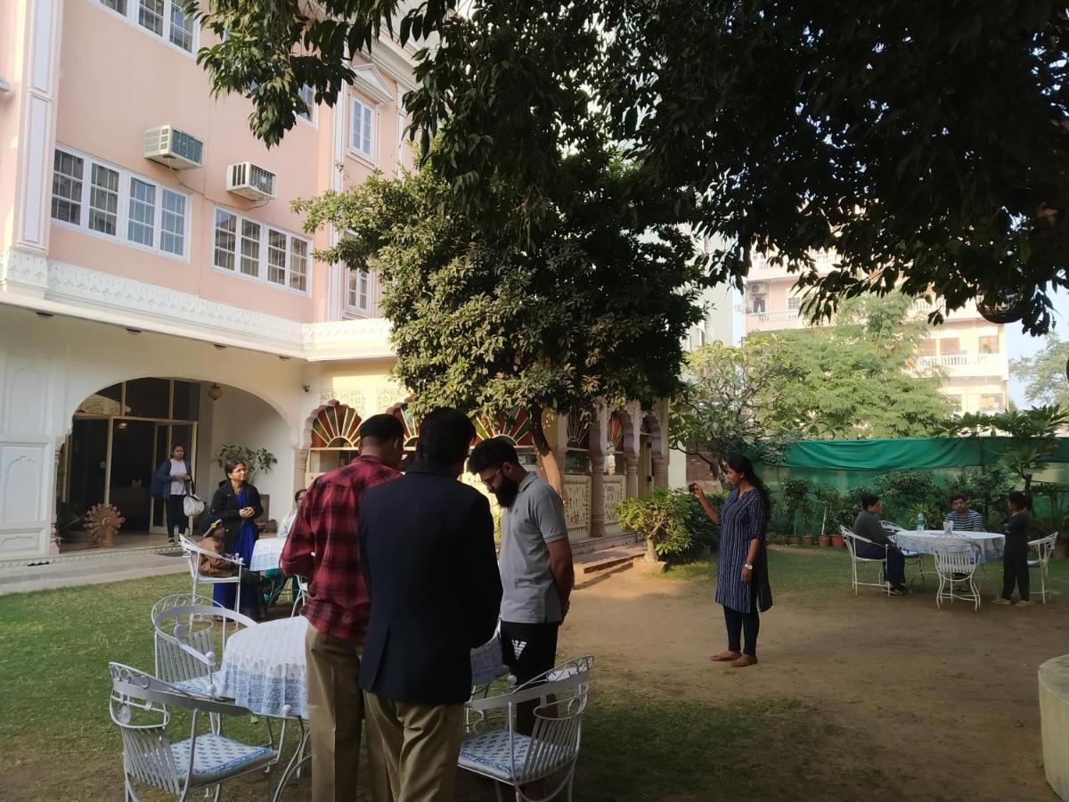 Hotel Anuraag