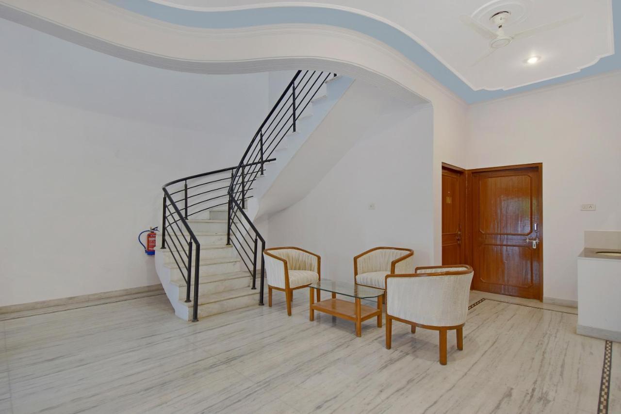 Oyo 60047 Tulipin Hotel 3*
