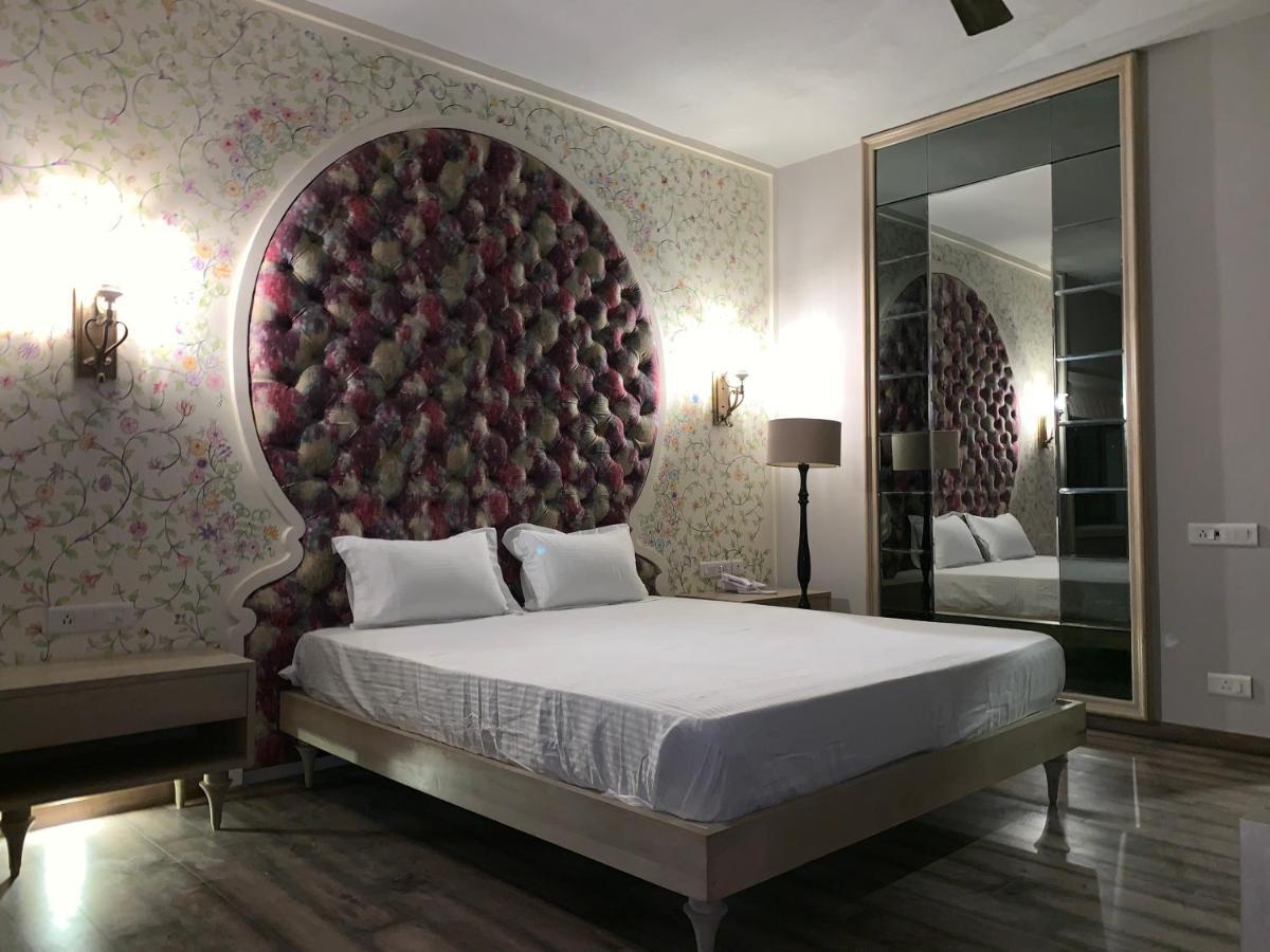 Shivad House 3*