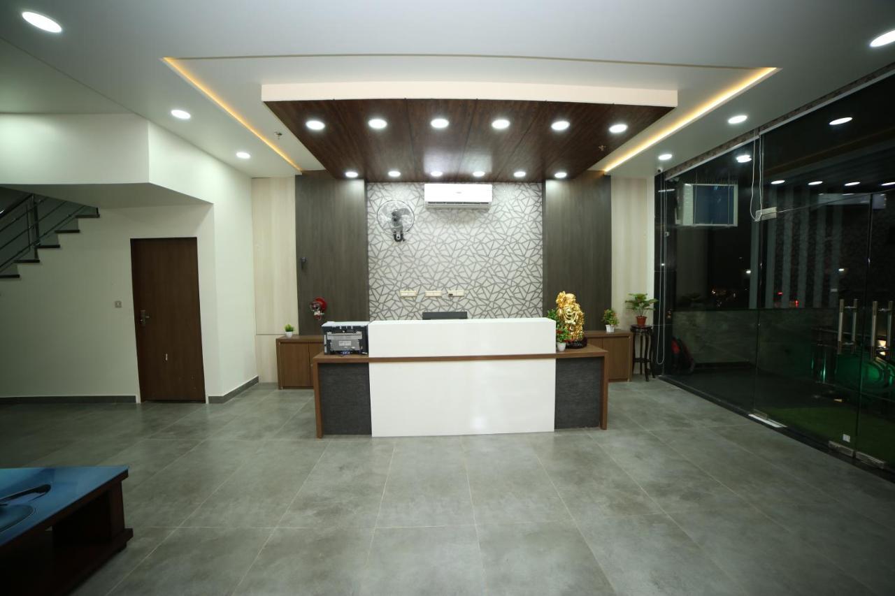 Devens Hotel 3*