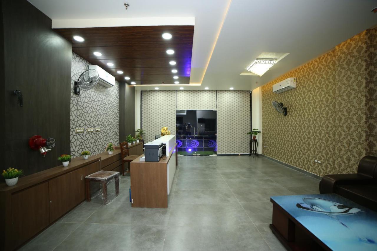 Devens Hotel 3*
