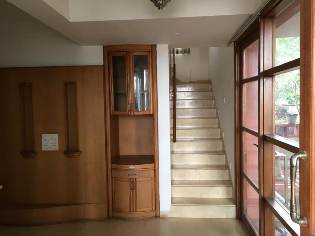 Apartment Royal Ensign Luxury Location And Luxury