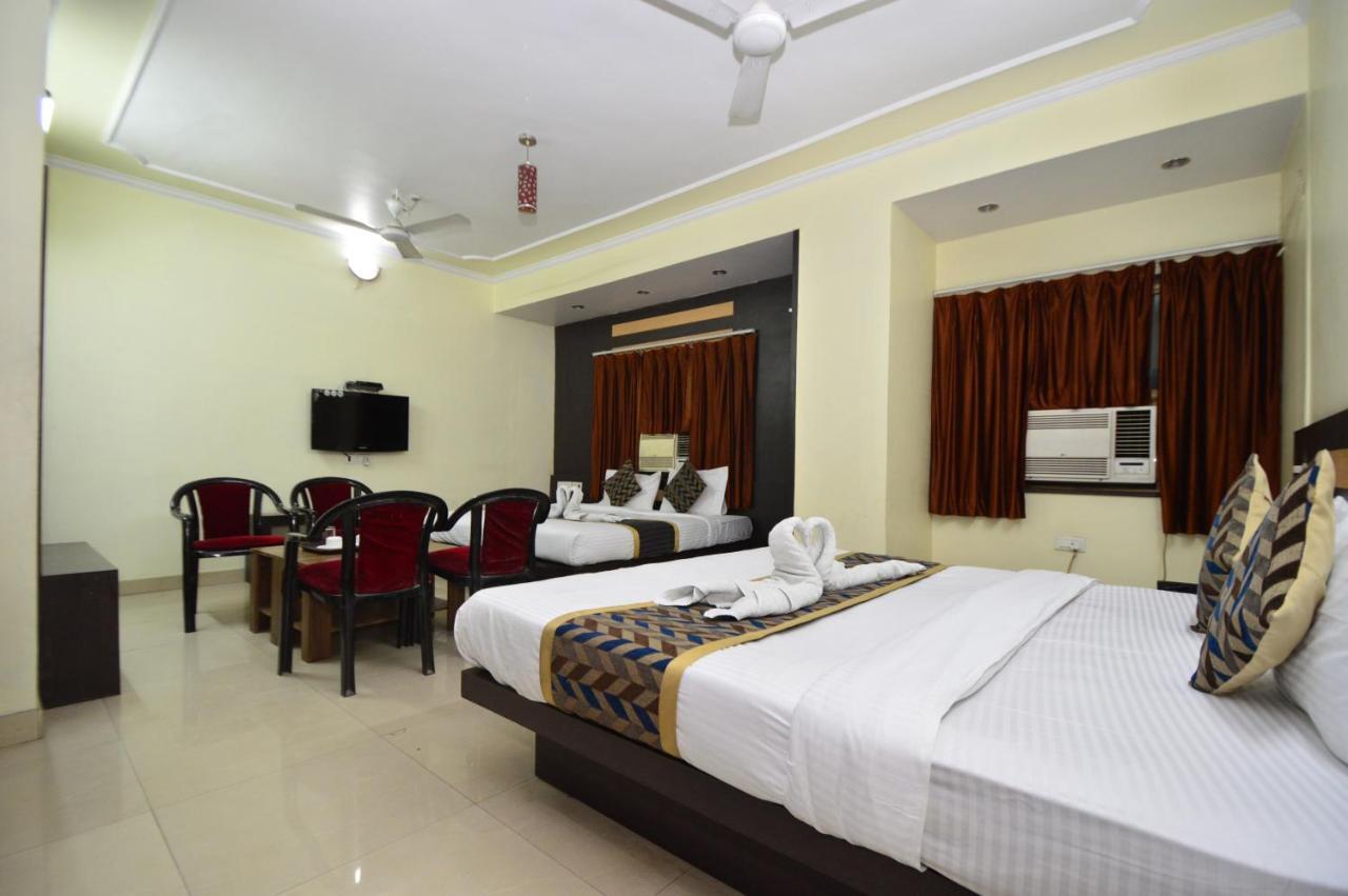 Radha Palace 3*