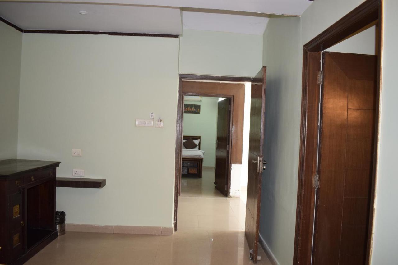 Hotel Anand Palace 3*