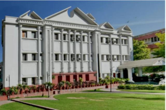 Hotel Empire Regency