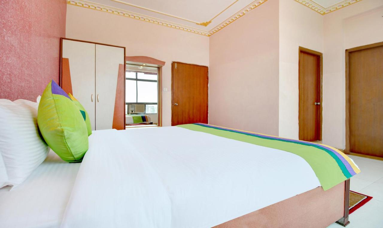 Treebo Trend Lagoon Hotel