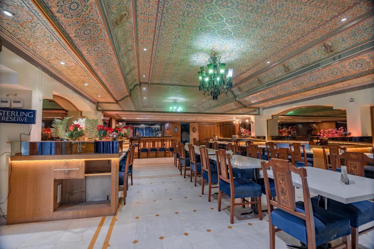 Ashish Hotel 3*