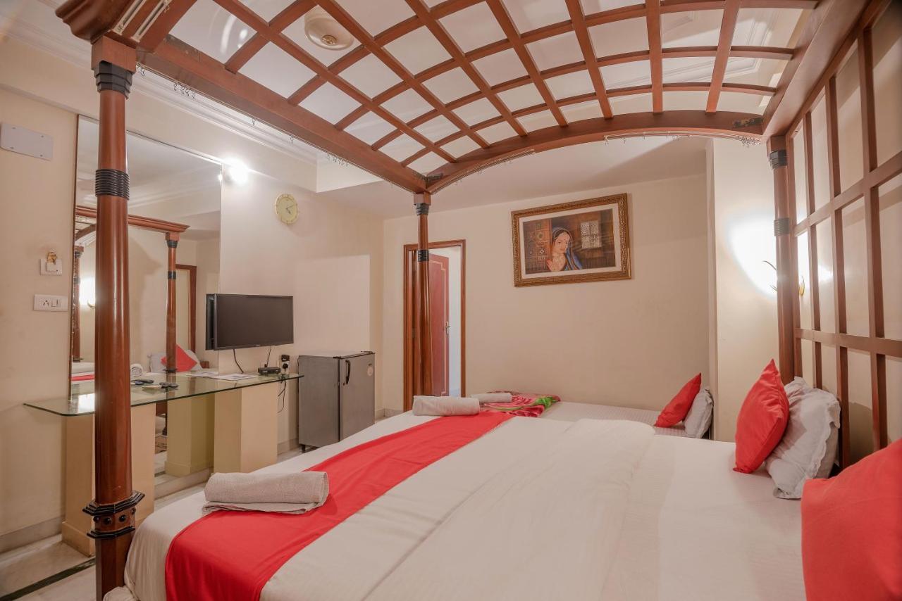 Hotel Ashish 3*