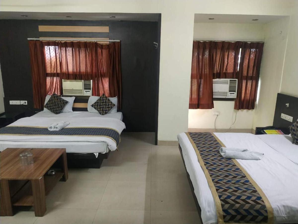 Radha Palace Hotel 3*