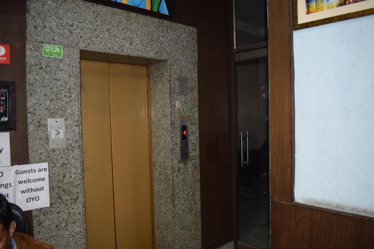 Anand Palace Hotel
