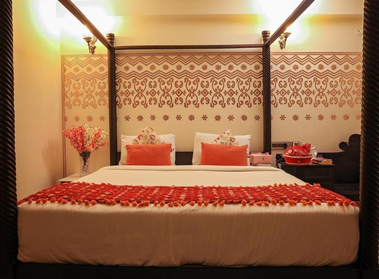 Laxmi Palace Heritage Boutique