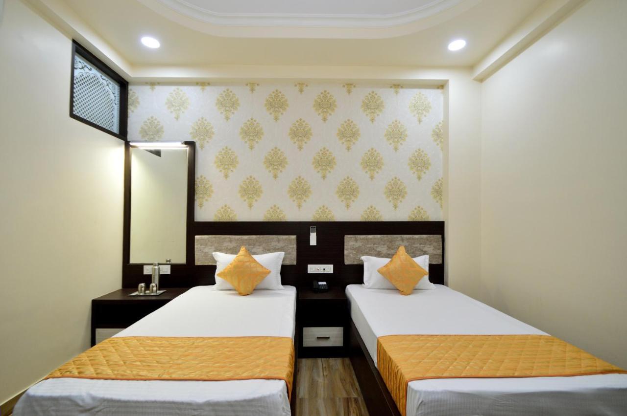 Bed & Breakfast Kapish Home-all Pure Veg 3*