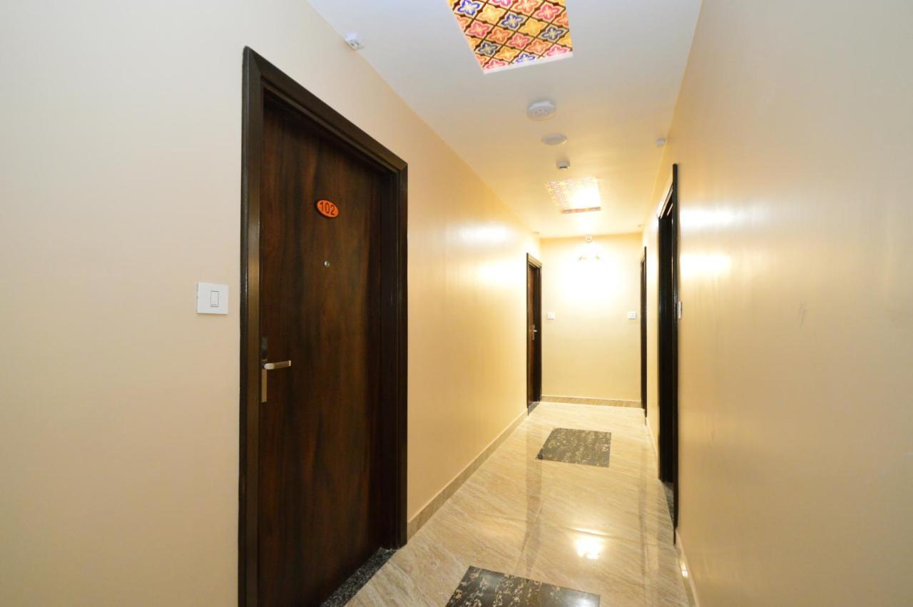 Kapish Home-all Pure Veg 3* Jaipur