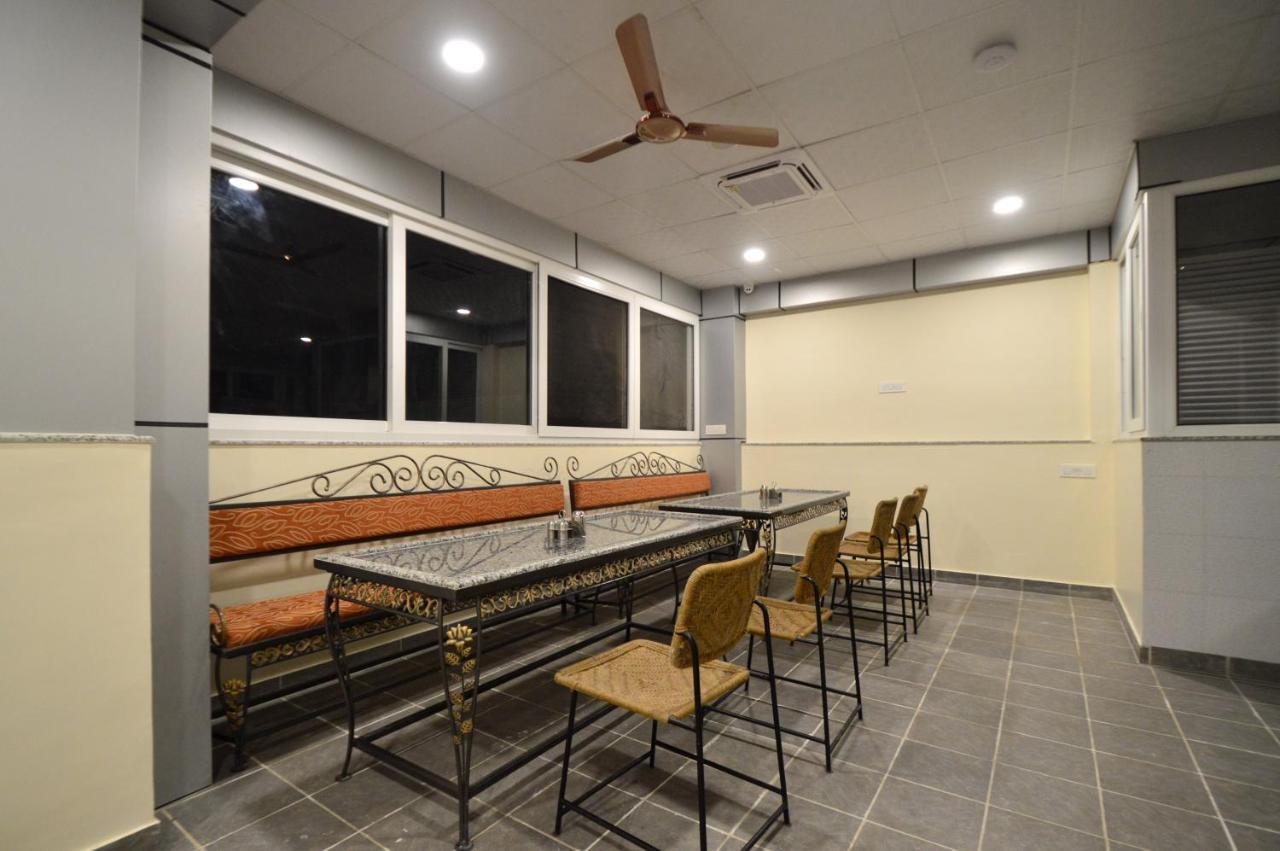 Kapish Home-all Pure Veg Bed & Breakfast Jaipur