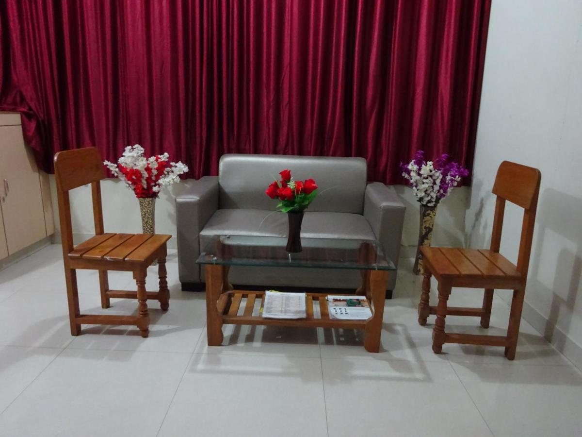 Hotel Gitanjali 3*