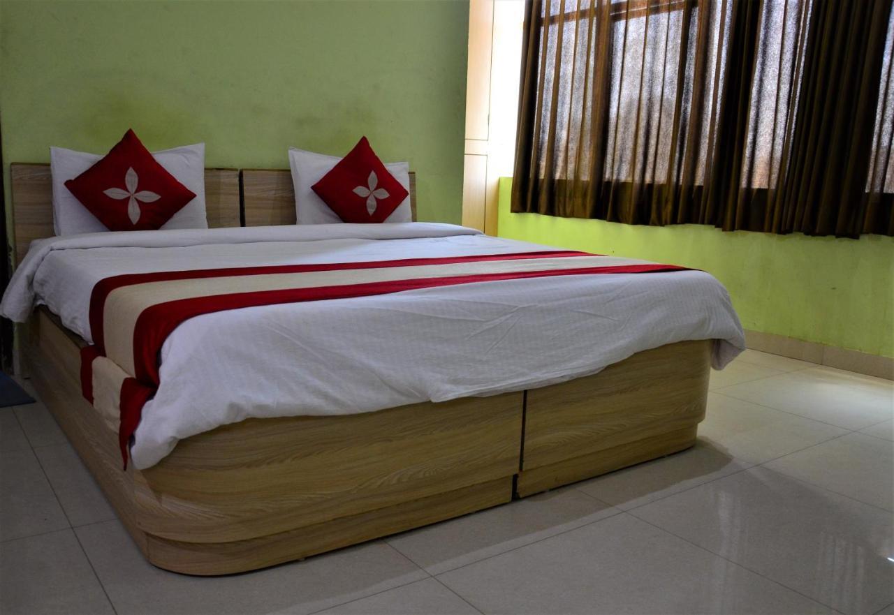 Hotel Gitanjali 3*