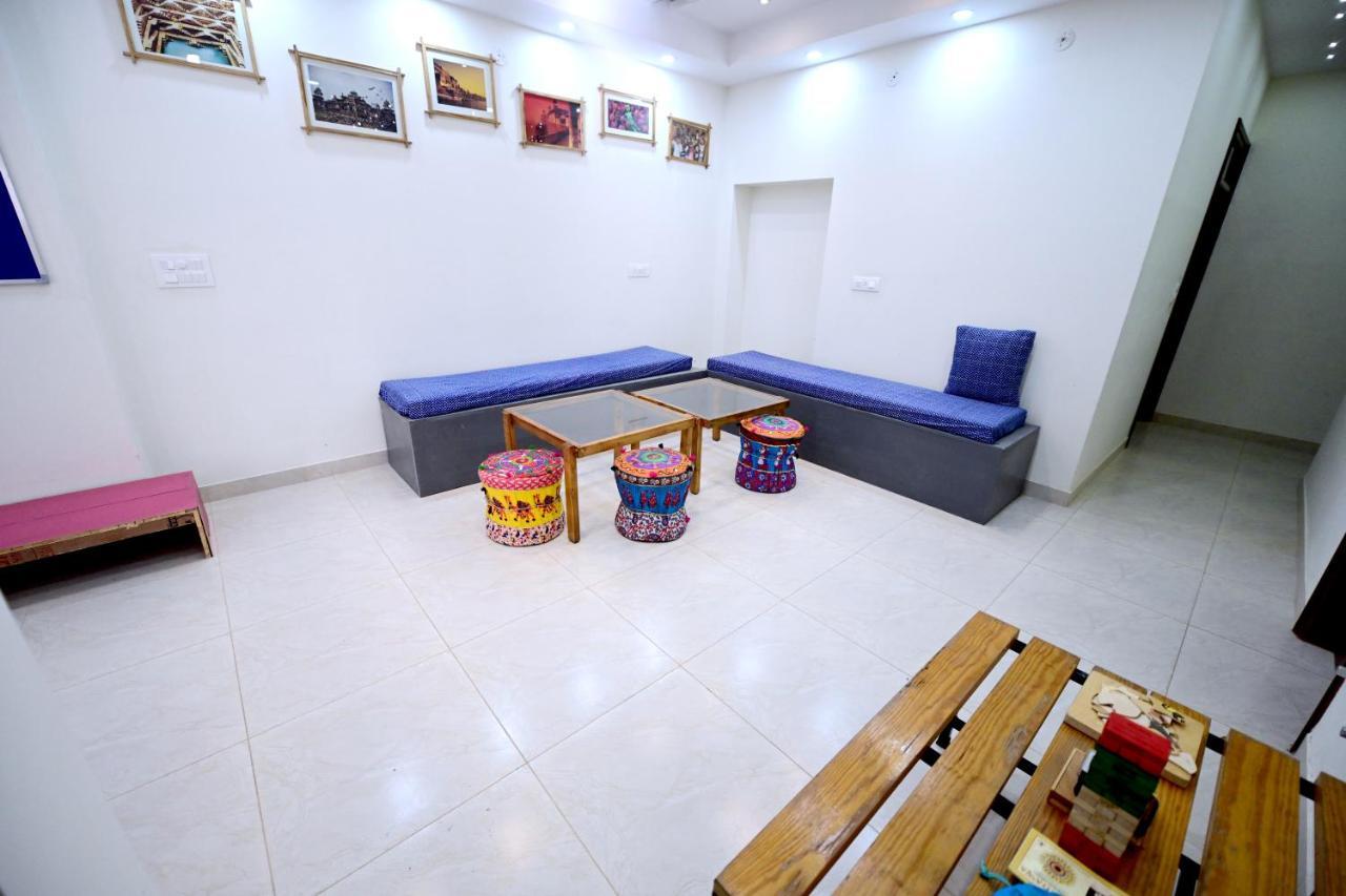 Wanderers Nest Hostel *