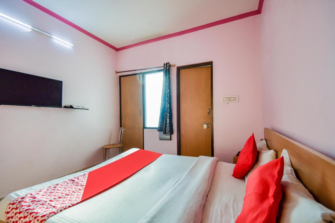 Oyo 67902 Shri Ram Janki Jaipur
