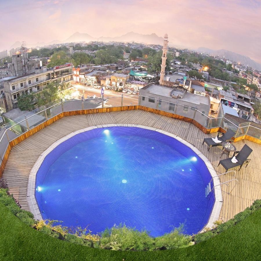 Hotel Golden Tulip 5*