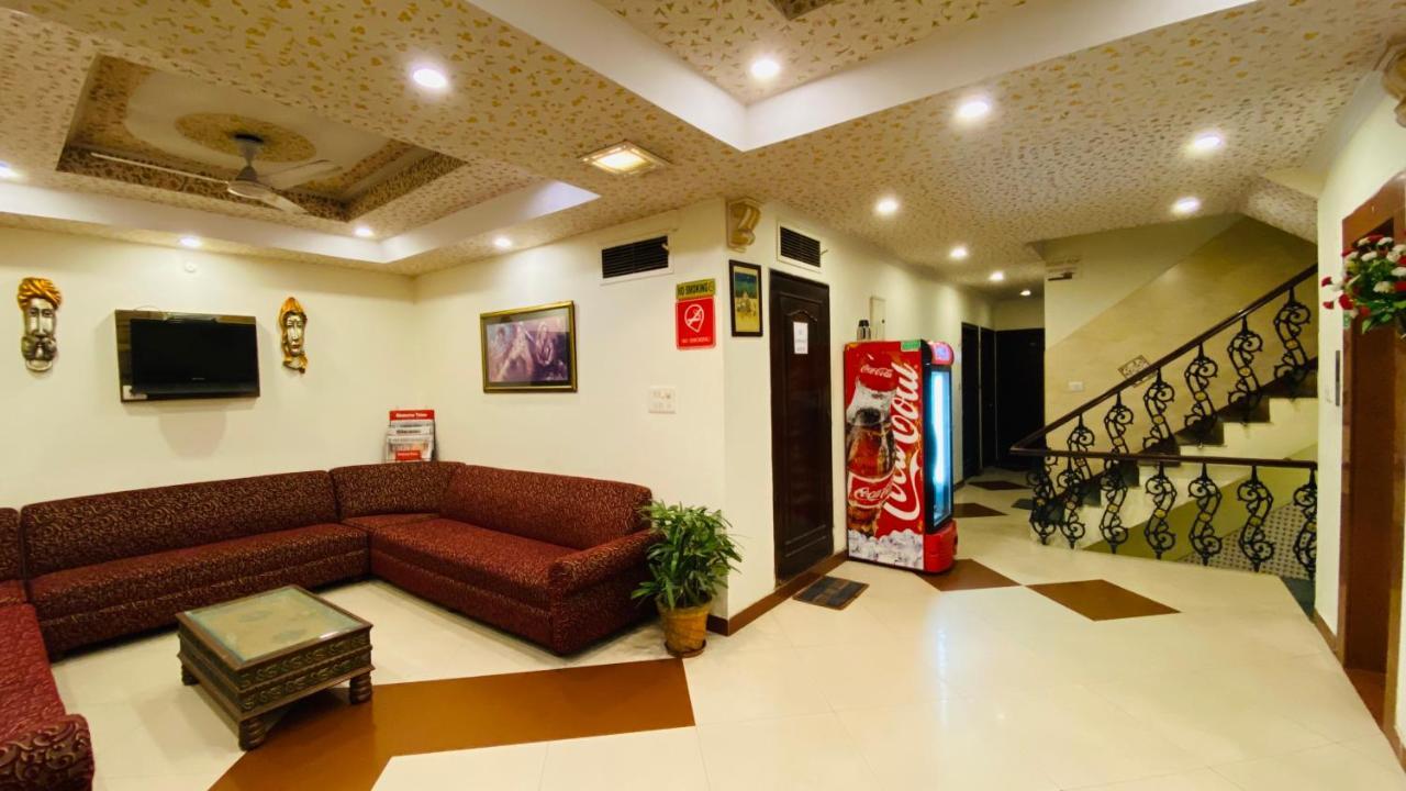 Classic Near Railway Station Hotel