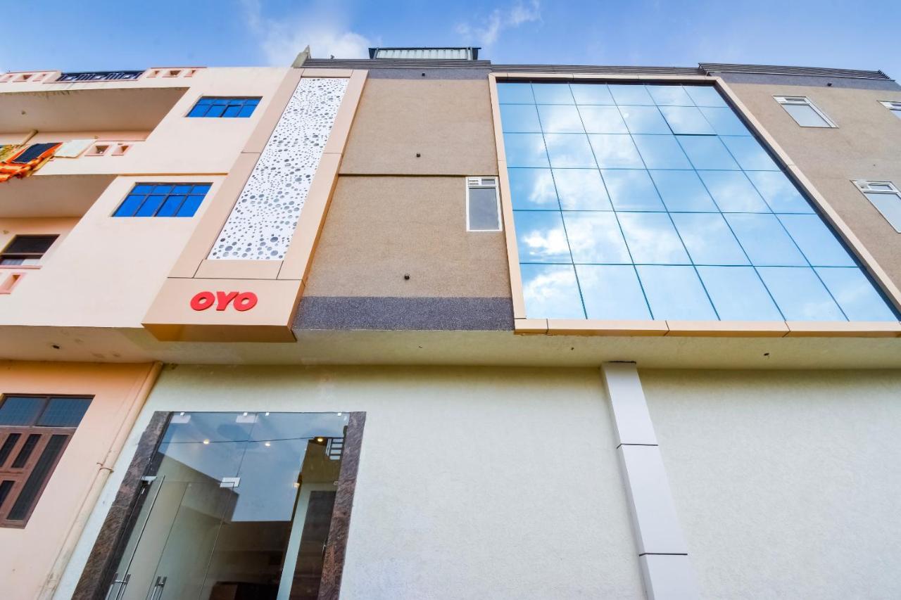 Oyo 67616 Classico Jaipur