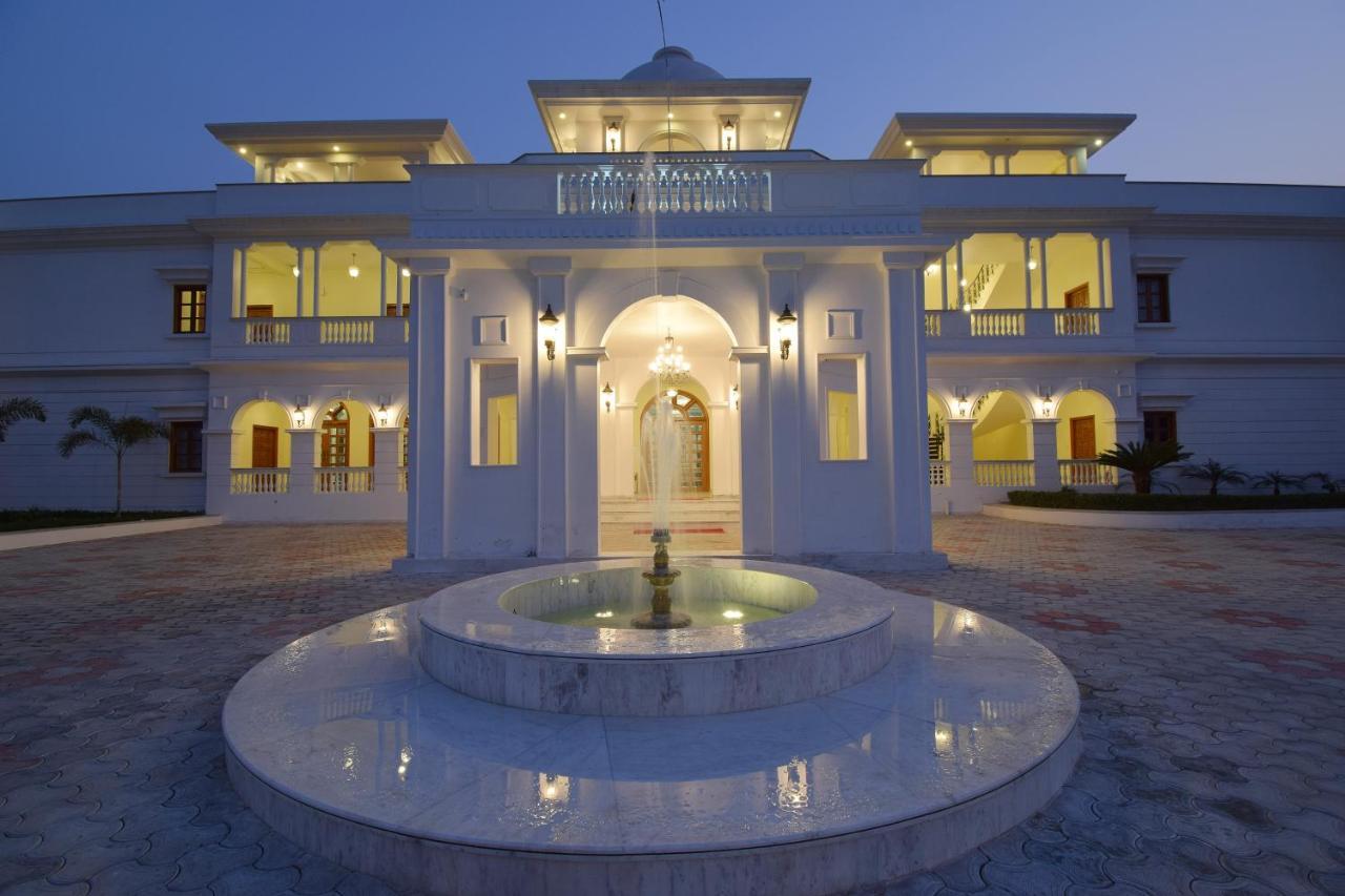 Umaid Farm Resort- A Legancy Vintage In Resort Jaipur