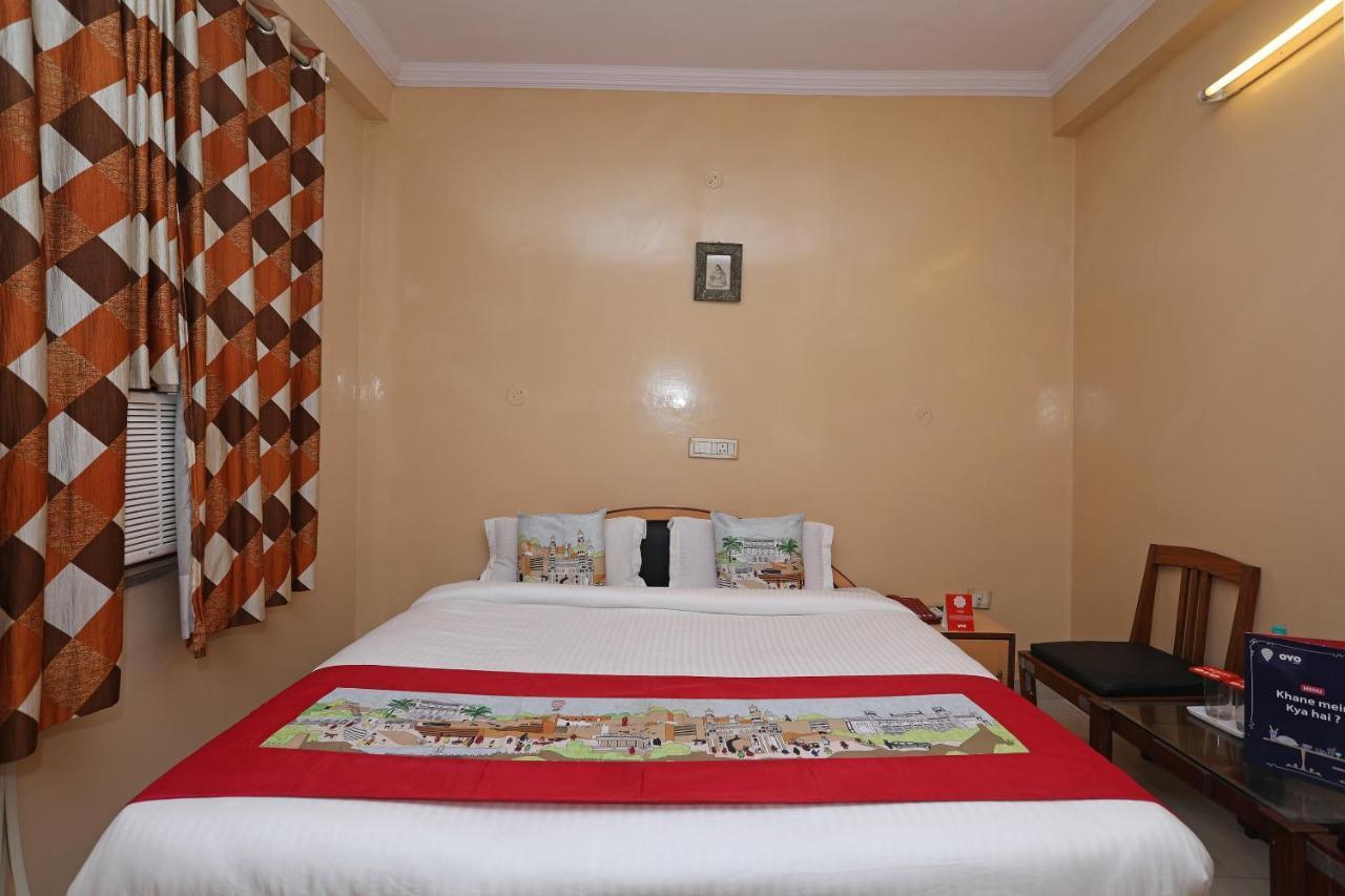Flagship 10282 Rishi Hotel 3*