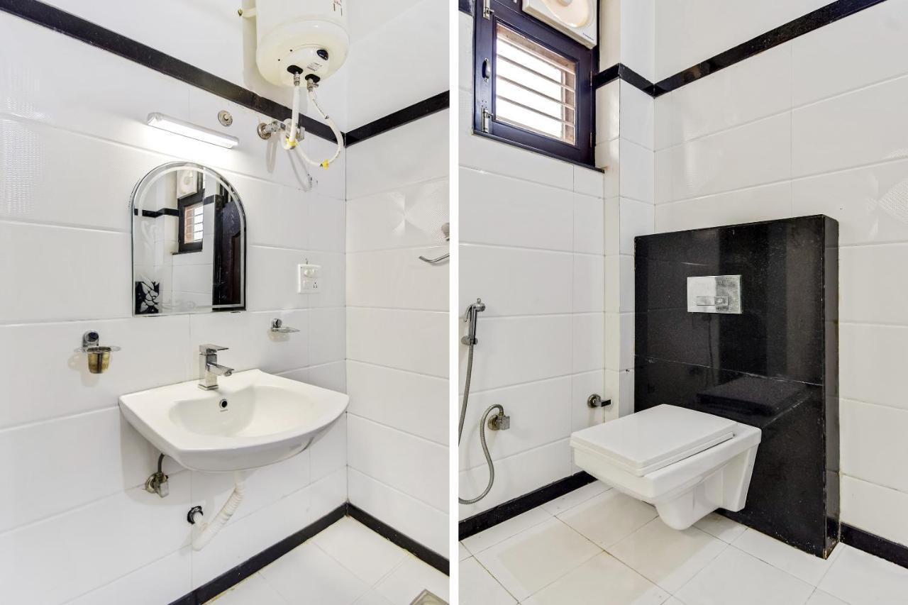 Hotel Oyo 63137 Ekansh 3*