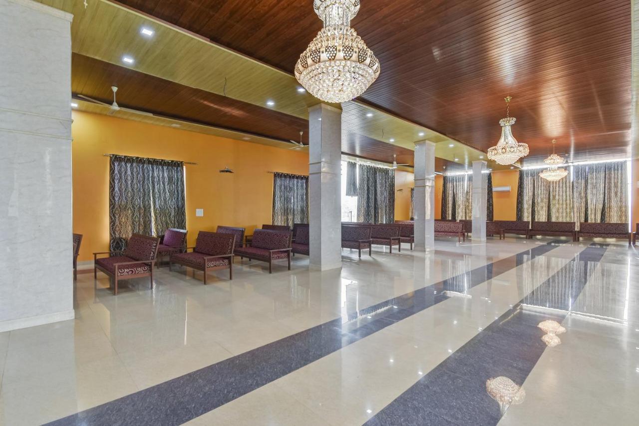 Oyo 64464 Gulmohar Hotel