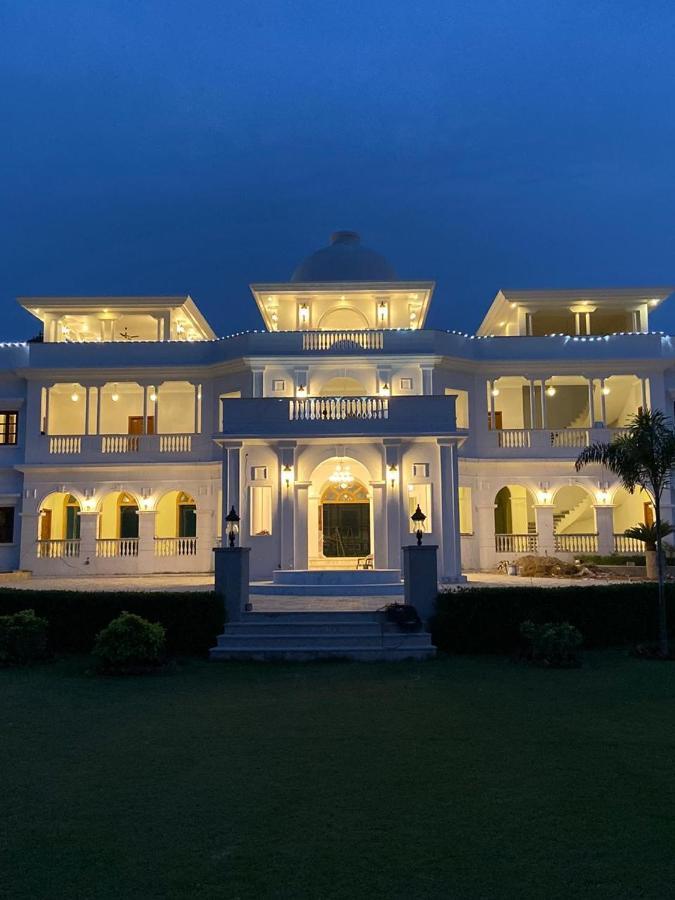 Umaid Farm Resort- A Legancy Vintage In Jaipur