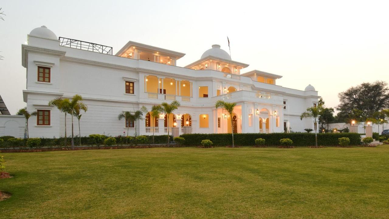 Umaid Farm Resort- A Legancy Vintage In 4*
