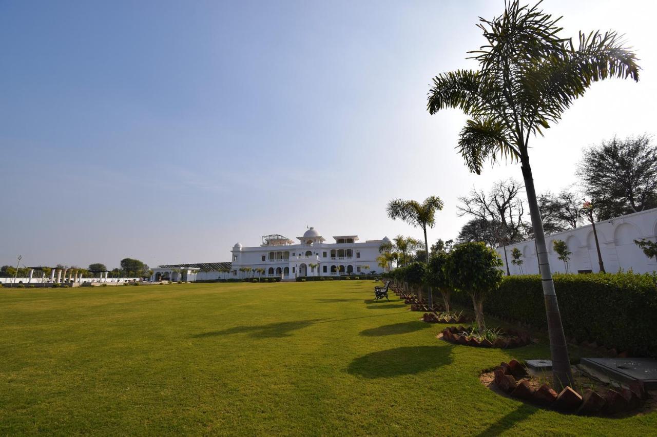 Umaid Farm Resort- A Legancy Vintage In 4*