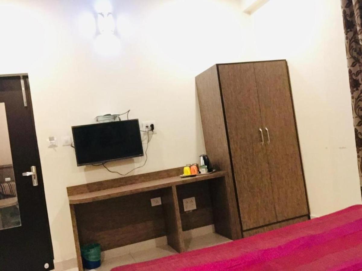 The Omaira 3* Jaipur