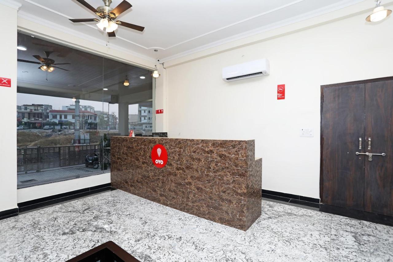 Mock Orange Hotel