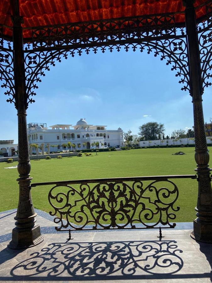 Umaid Farm Resort- A Legancy Vintage In 4*