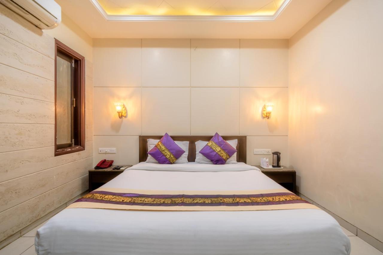 Sunday Hotel 3*