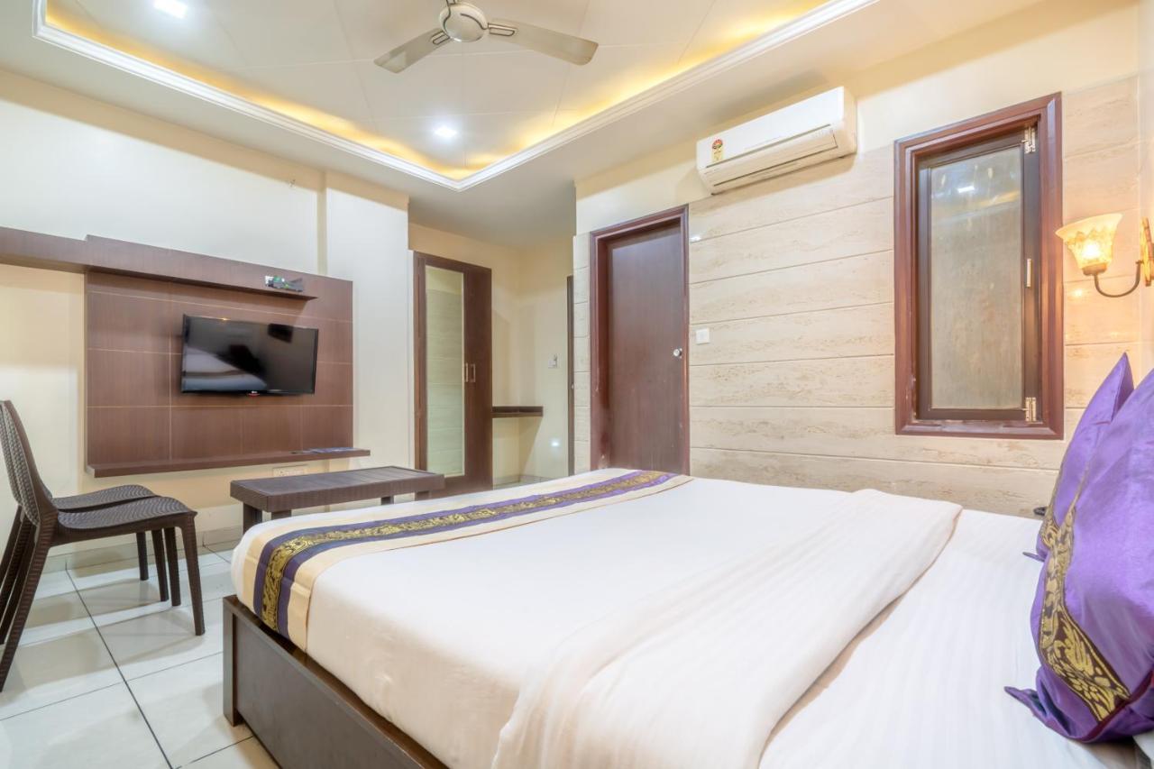 Sunday Hotel Jaipur