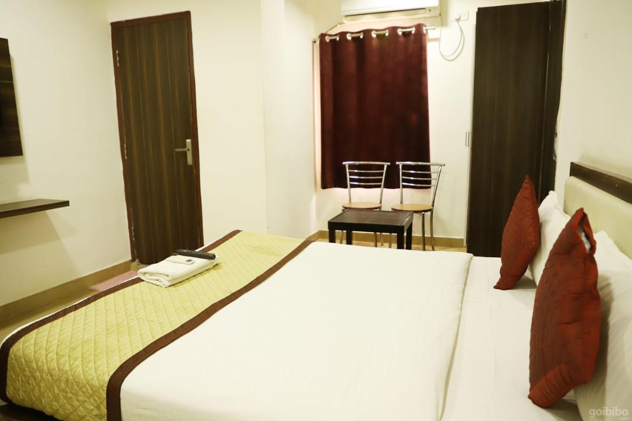 Trivana Hotel 3*