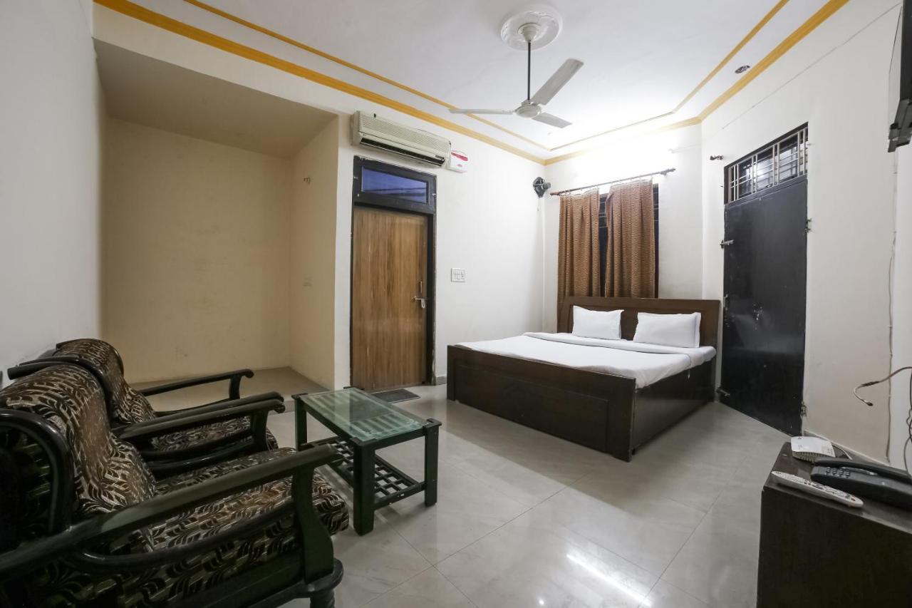 Spot On 38085 Amer Palace Hotel Jaipur