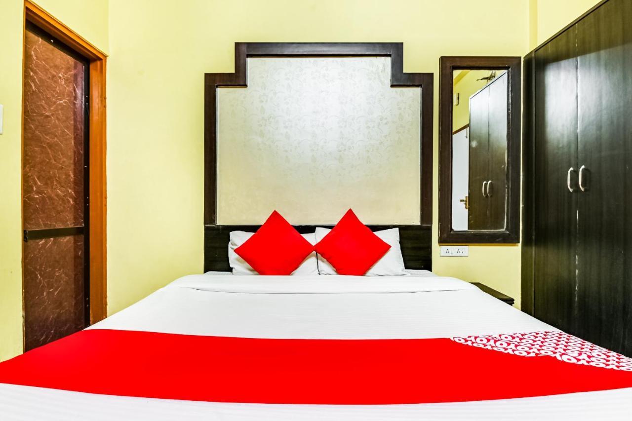 Hotel Oyo 71052 Shri Sai Paradise
