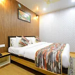 Hotel Bamboo Castle