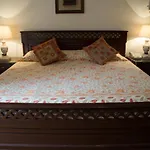 Hotel Meghniwas