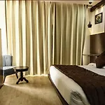 The Raas Mahal Hotel