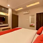 Oyo 23085 Baba Hotel